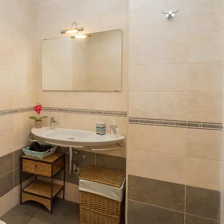 Apartment 2br Deluxe Shine Flat - 1min Canteras Las Palmas de Gran Canaria