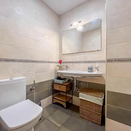 2br Deluxe Shine Flat - 1min Canteras Apartment *